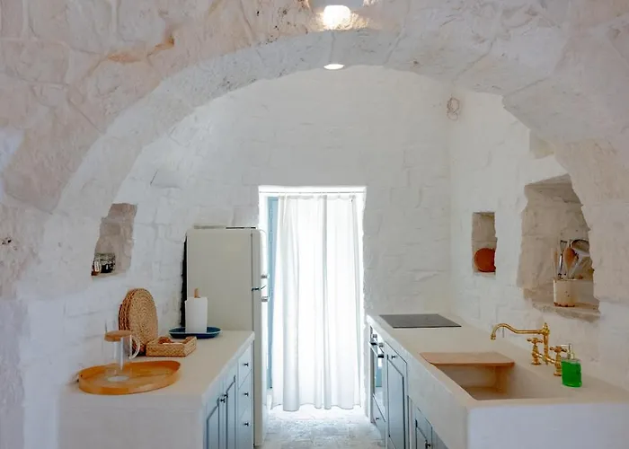 Luxury Trulli Di Giulia, Exclusive With Private Pool In Valle D'itria, Puglia *