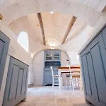 Luxury Trulli Di Giulia, Exclusive With Private Pool In Valle D'itria - Br, Puglia * 오스투니