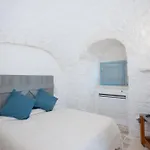 Luxury Trulli Di Giulia, Exclusive With Private Pool In Valle D'itria - Br, Puglia 펜션 *