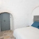 Luxury Trulli Di Giulia, Exclusive With Private Pool In Valle D'itria - Br, Puglia 펜션
