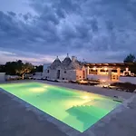 Luxury Trulli Di Giulia, Exclusive With Private Pool In Valle D'itria - Br, Puglia 펜션 오스투니
