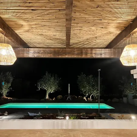 Luxury Trulli Di Giulia, Exclusive With Private Pool بيت للعطل أوستوني