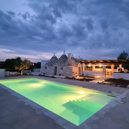Luxury Trulli Di Giulia, Exclusive With Private Pool بيت للعطل أوستوني